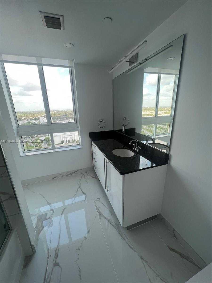 Small Image of 7350 SOUTH WEST 89TH ST #2011S, Miami Number 5