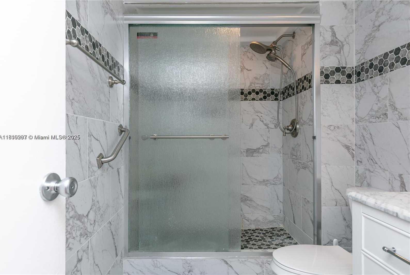 Small Image of 600 THREE ISLANDS BLVD #703, Hallandale Beach Number 18
