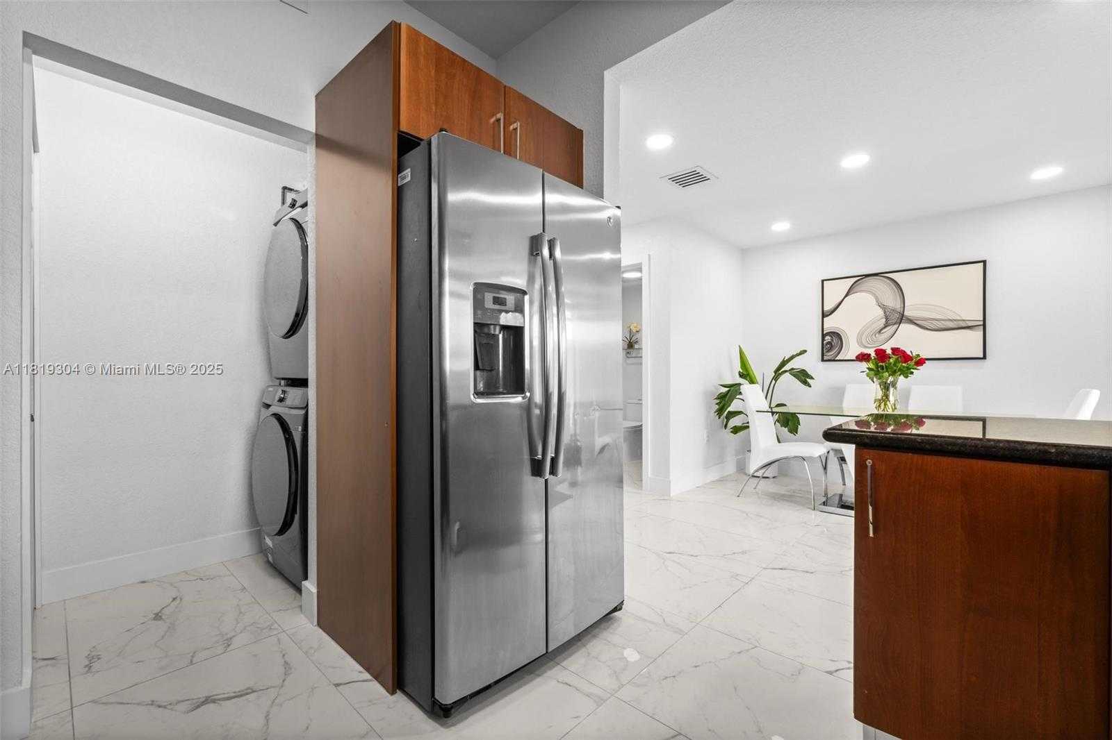 Small Image of 18062 NORTH WEST 74TH CT, Hialeah Number 13