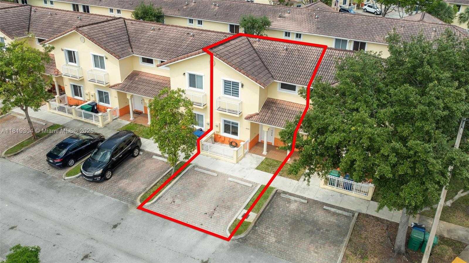 Small Image of 18062 NORTH WEST 74TH CT, Hialeah Number 33