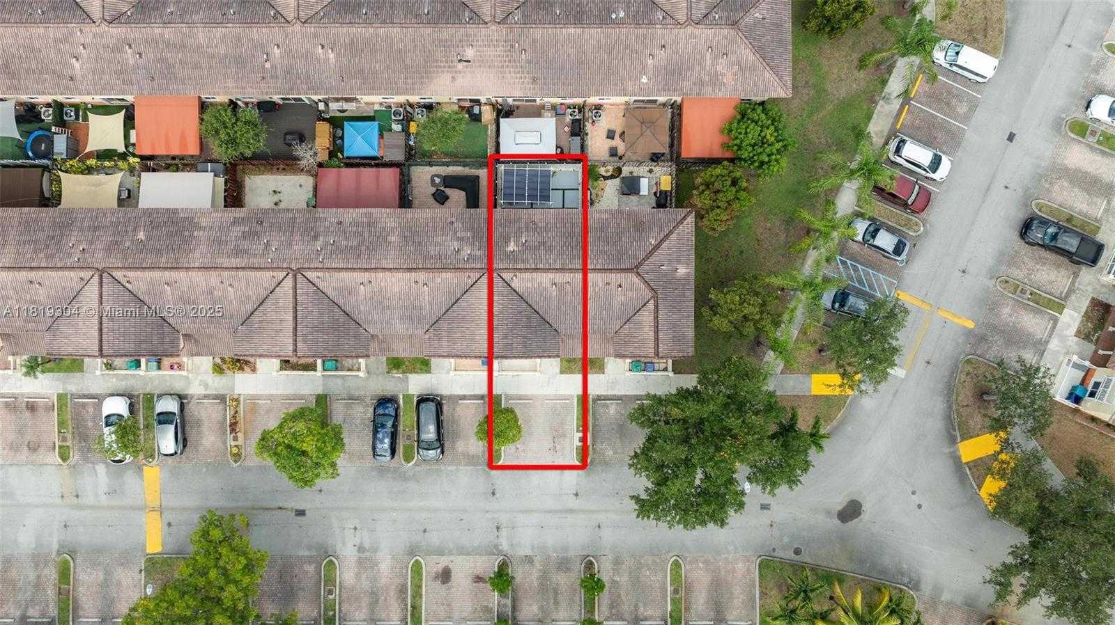Small Image of 18062 NORTH WEST 74TH CT, Hialeah Number 35