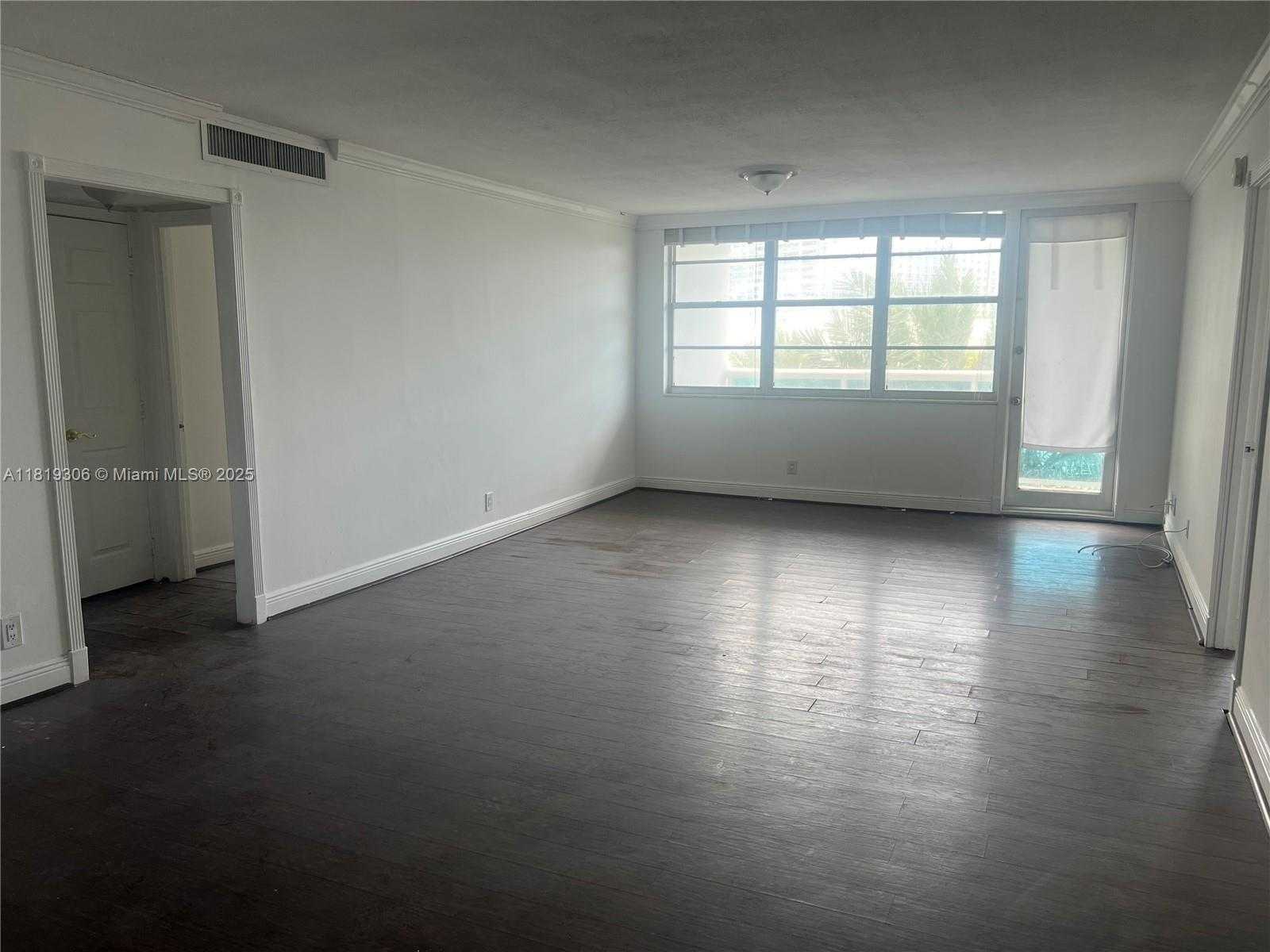 Small Image of 6770 INDIAN CREEK DR #6D, Miami Beach Number 12