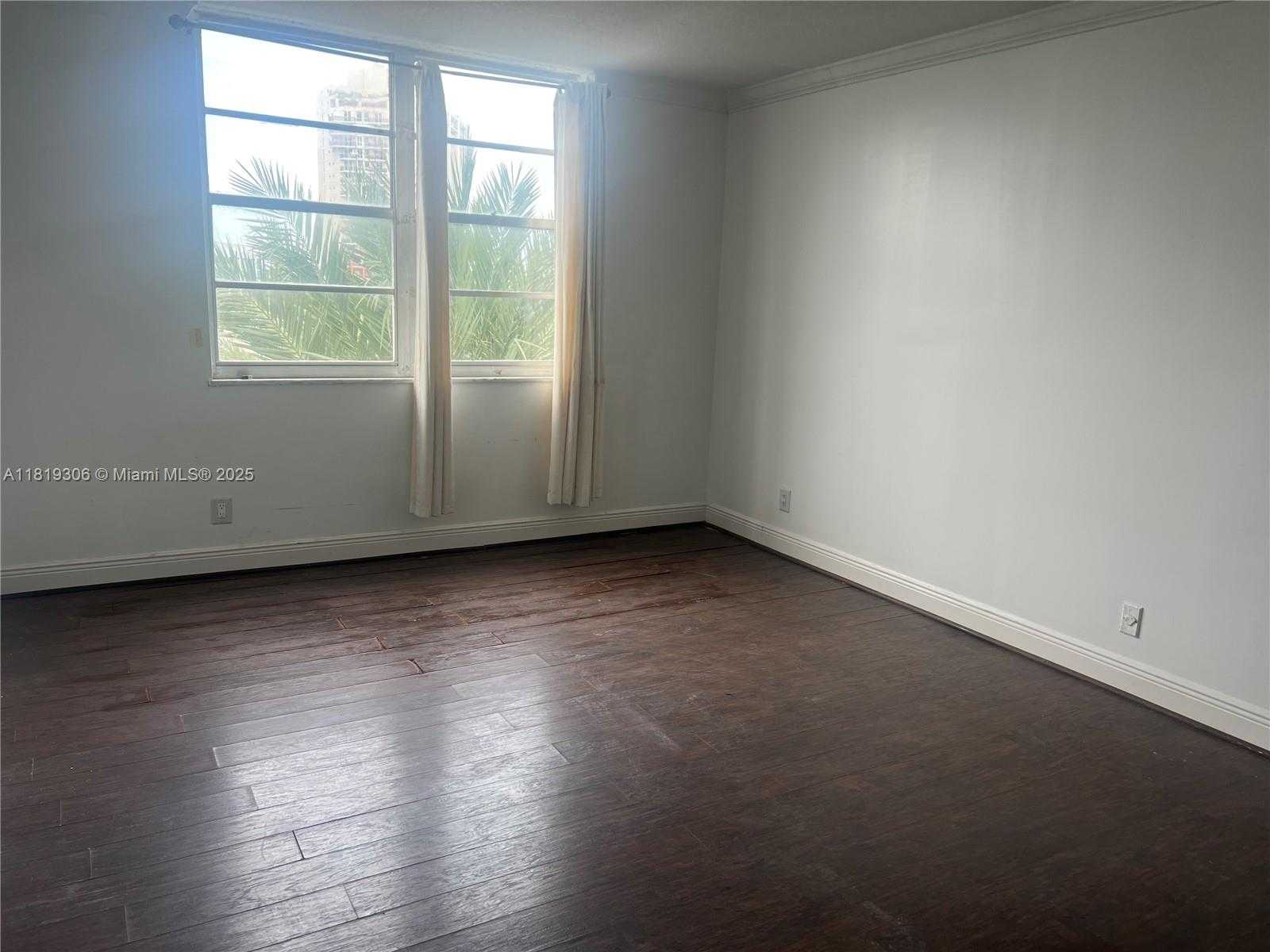 Small Image of 6770 INDIAN CREEK DR #6D, Miami Beach Number 14