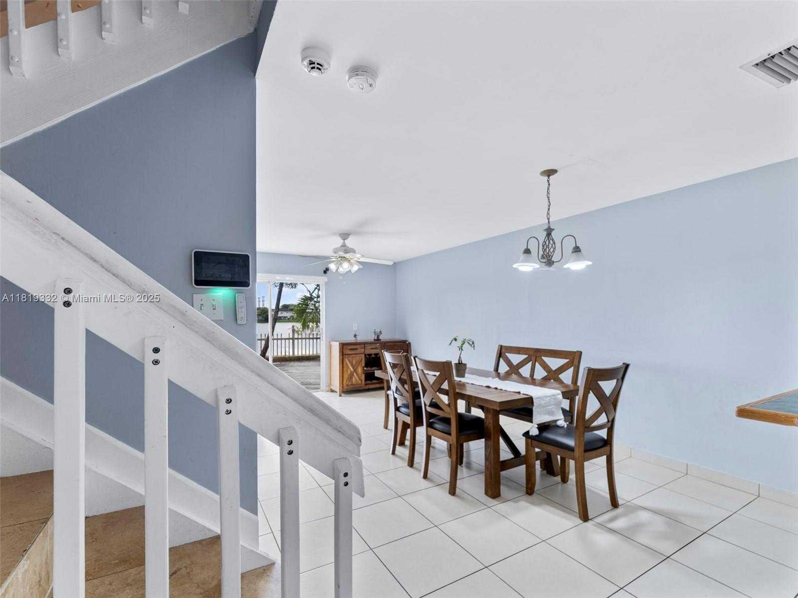Small Image of 17337 SOUTH WEST 140TH CT, Miami Number 11