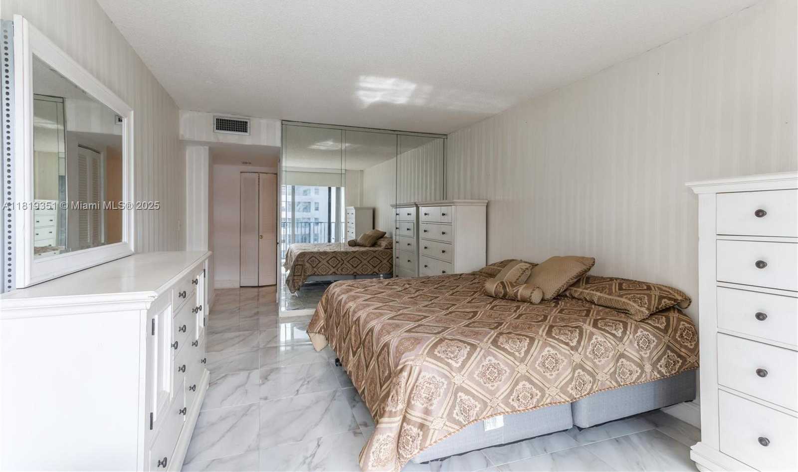 Small Image of 9273 COLLINS AVE #1101, Surfside Number 13