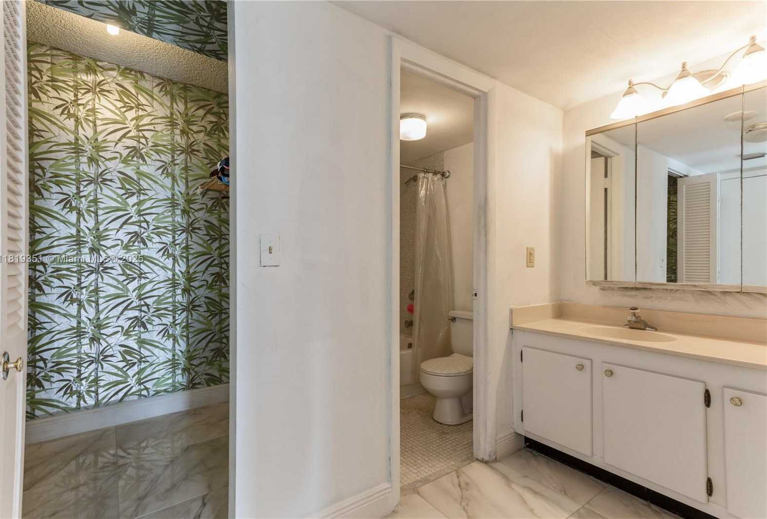 Small Image of 9273 COLLINS AVE #1101, Surfside Number 14