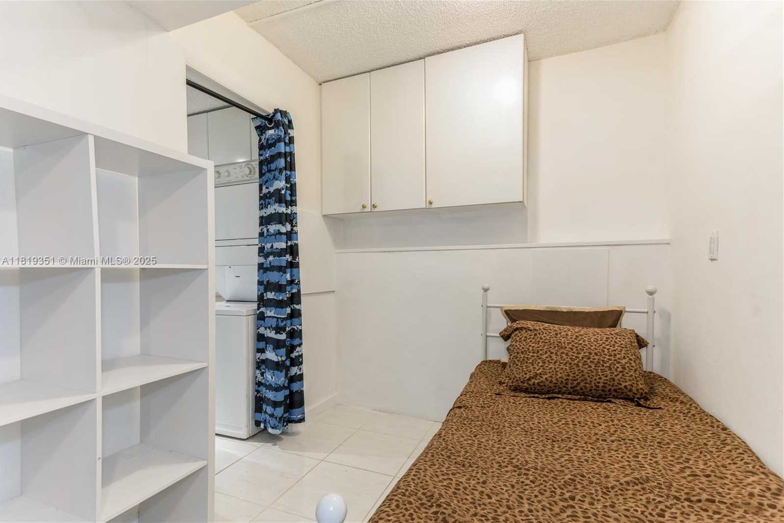 Small Image of 9273 COLLINS AVE #1101, Surfside Number 17