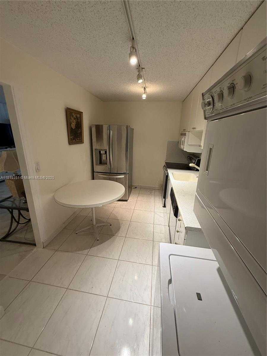 Small Image of 9273 COLLINS AVE #1101, Surfside Number 6