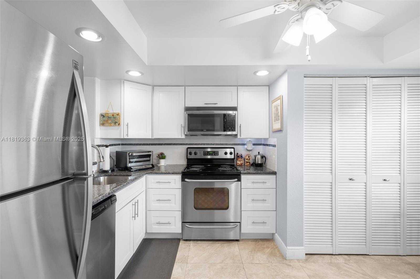 Small Image of 7608 NORTH WEST 18TH ST #405, Margate Number 3