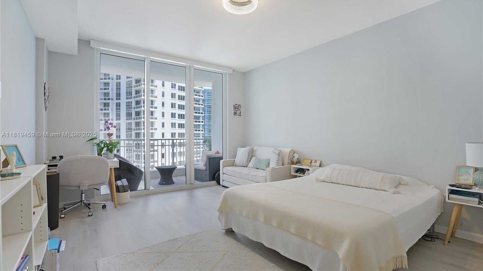 Small Image of 801 BRICKELL KEY BLVD #2210, Miami Number 19