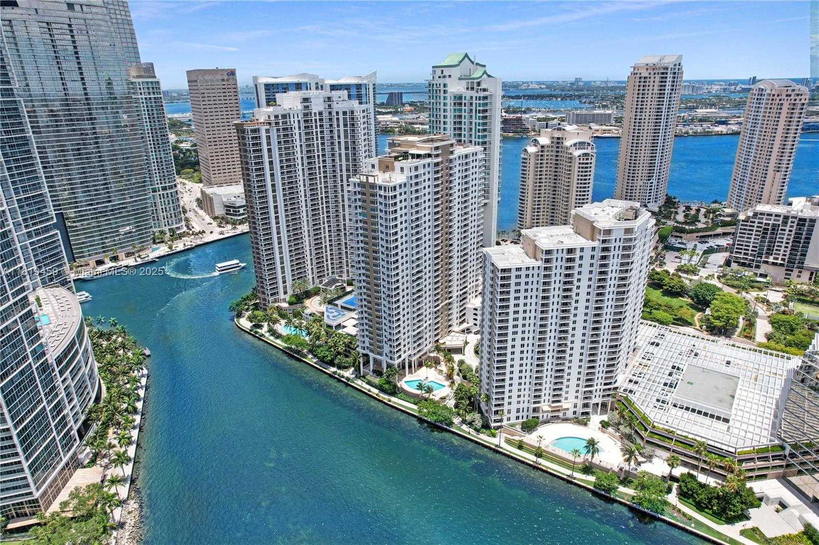 Small Image of 801 BRICKELL KEY BLVD #2210, Miami Number 3