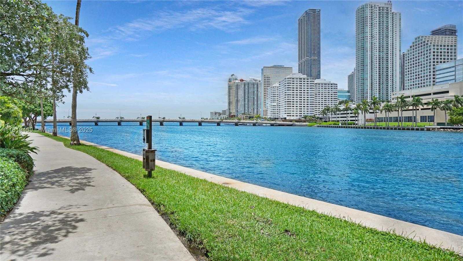 Small Image of 801 BRICKELL KEY BLVD #2210, Miami Number 64