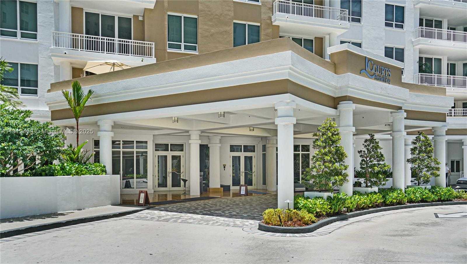Small Image of 801 BRICKELL KEY BLVD #2210, Miami Number 66