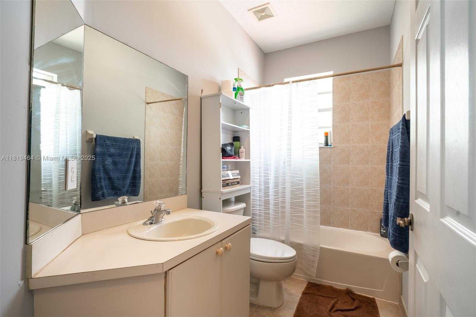 Small Image of 5000 SOUTH WEST 136TH AVE, Miramar Number 15