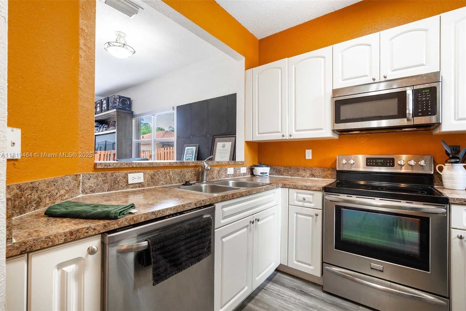 Small Image of 5000 SOUTH WEST 136TH AVE, Miramar Number 5