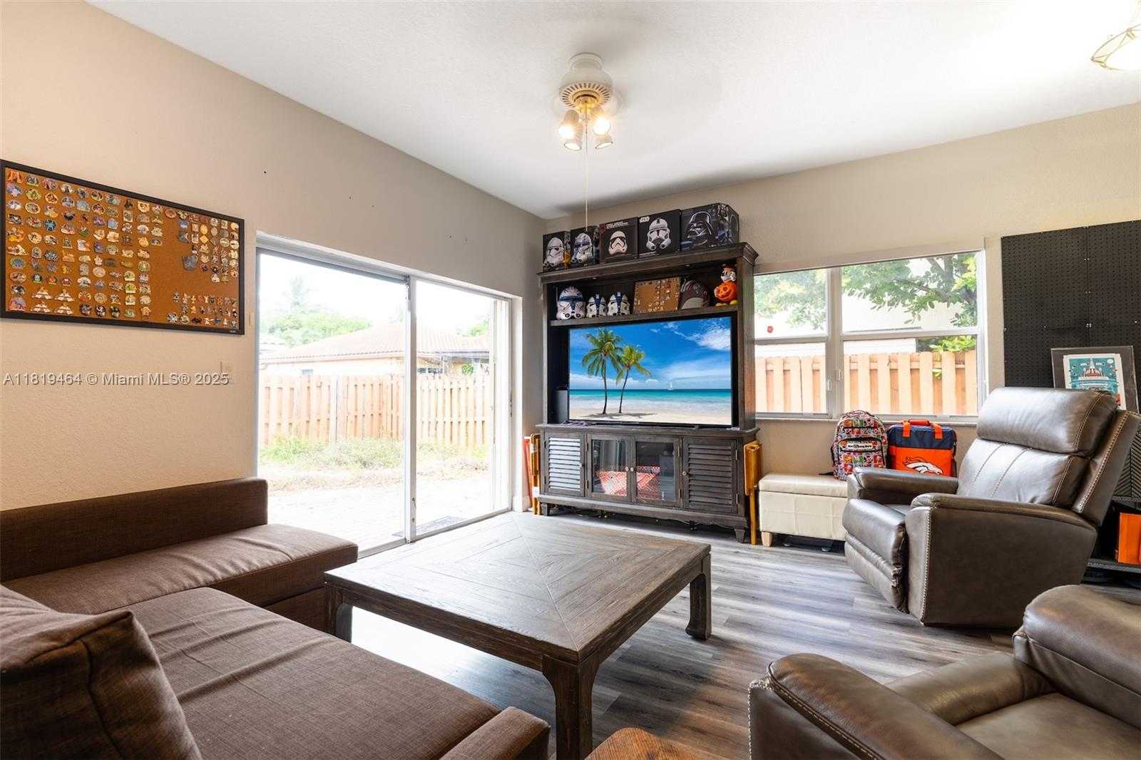 Small Image of 5000 SOUTH WEST 136TH AVE, Miramar Number 7