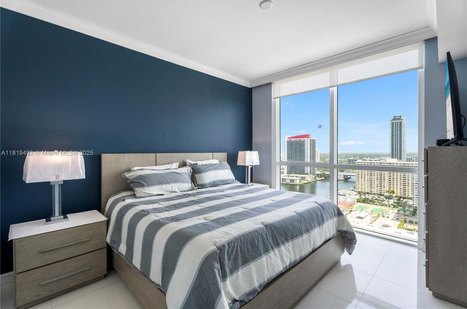 Small Image of 1945 SOUTH OCEAN DR #2209, Hallandale Beach Number 10