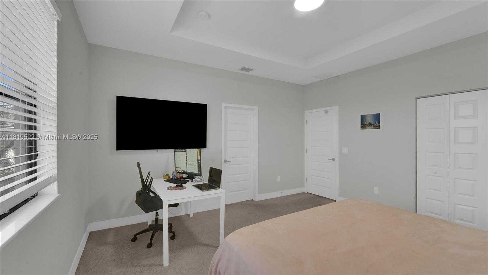 Small Image of 10380 NORTH WEST 88TH TER, Doral Number 23