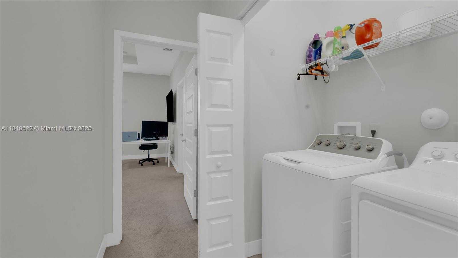 Small Image of 10380 NORTH WEST 88TH TER, Doral Number 25