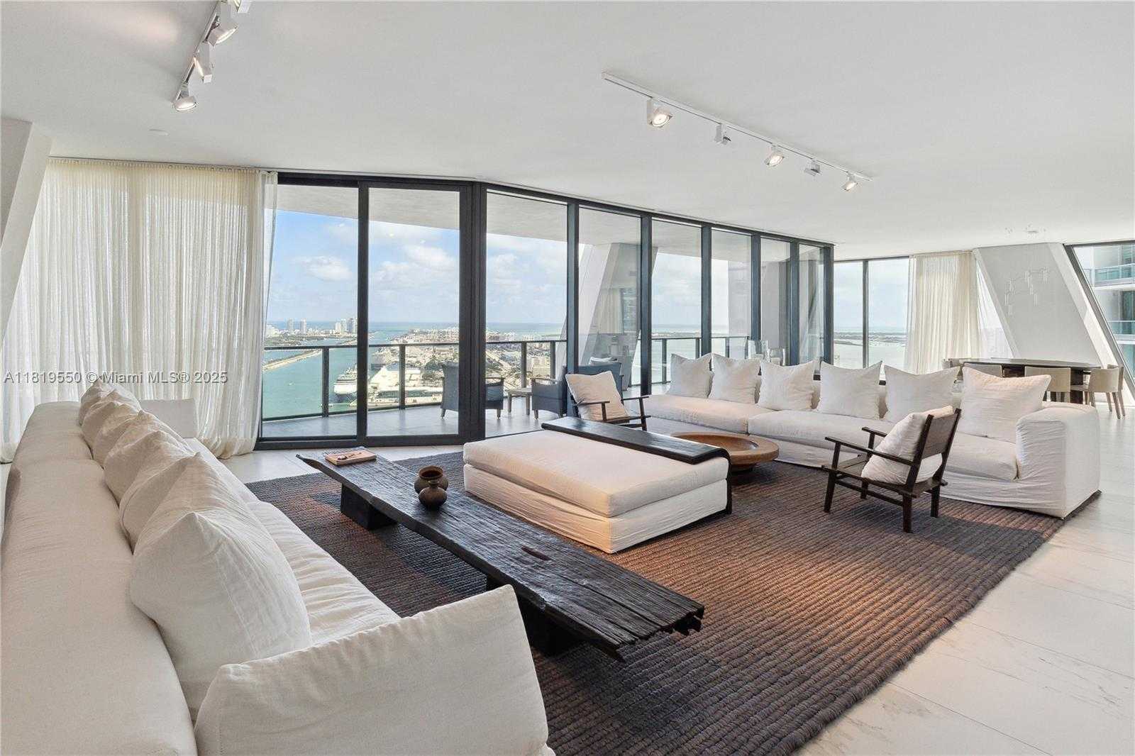 Small Image of 1000 BISCAYNE BLVD #4401, Miami Number 4