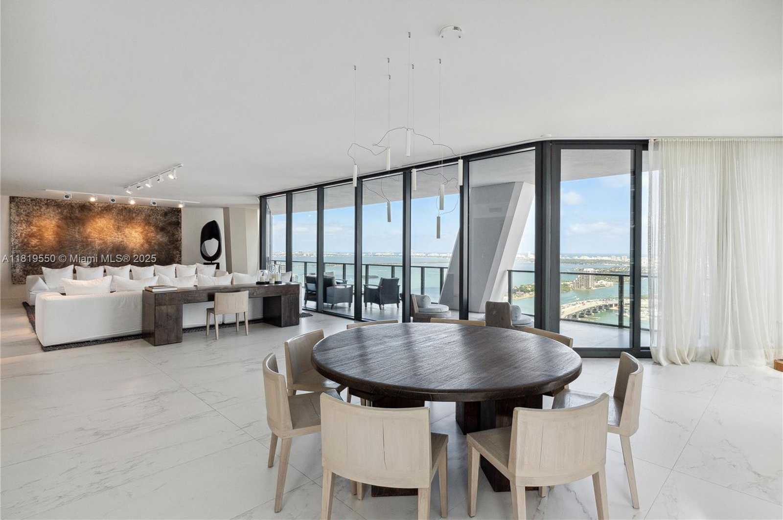 Small Image of 1000 BISCAYNE BLVD #4401, Miami Number 6