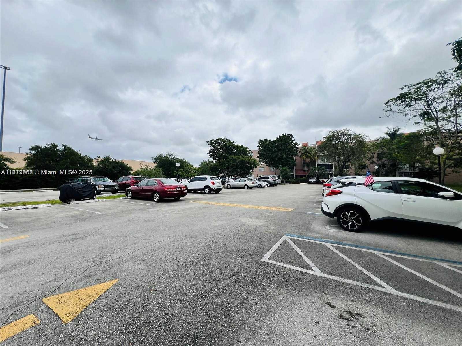 Small Image of 8511 NORTH WEST 8TH ST #103, Miami Number 21