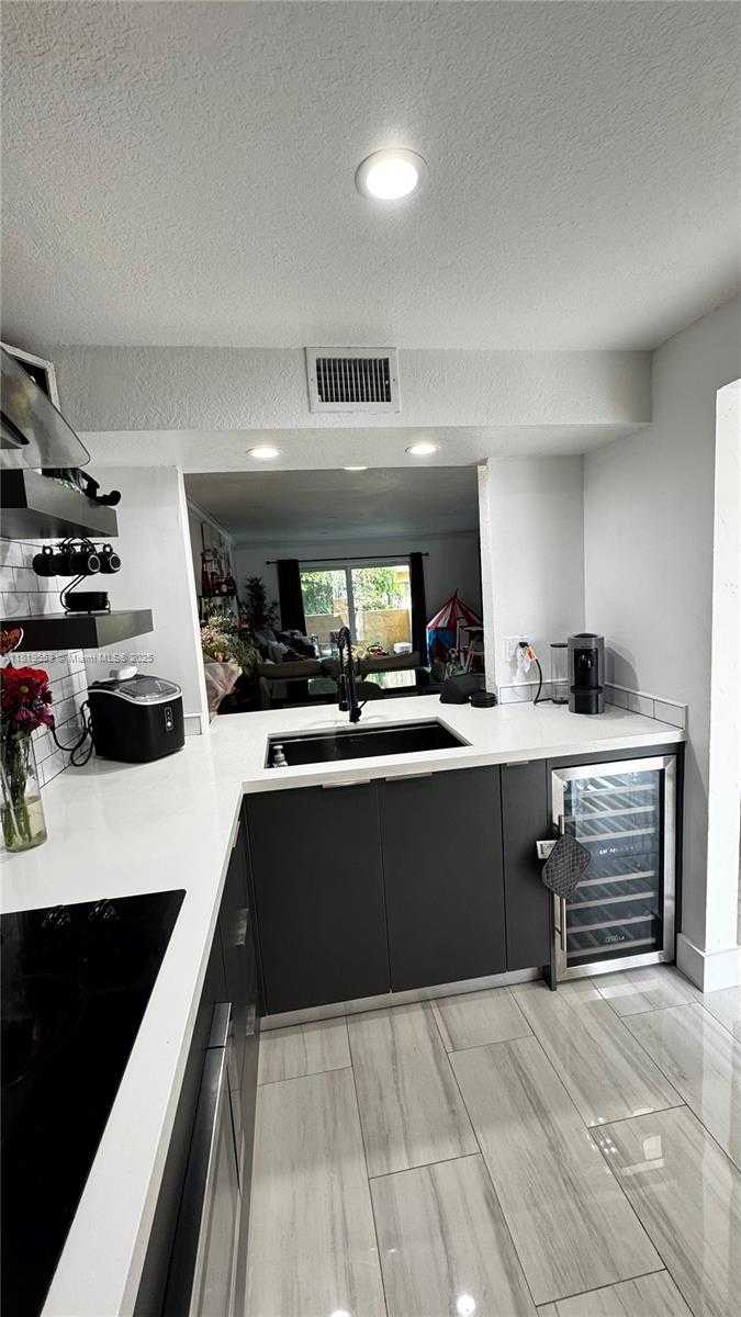 Small Image of 9956 SOUTH WEST 88TH ST #128-1, Miami Number 10