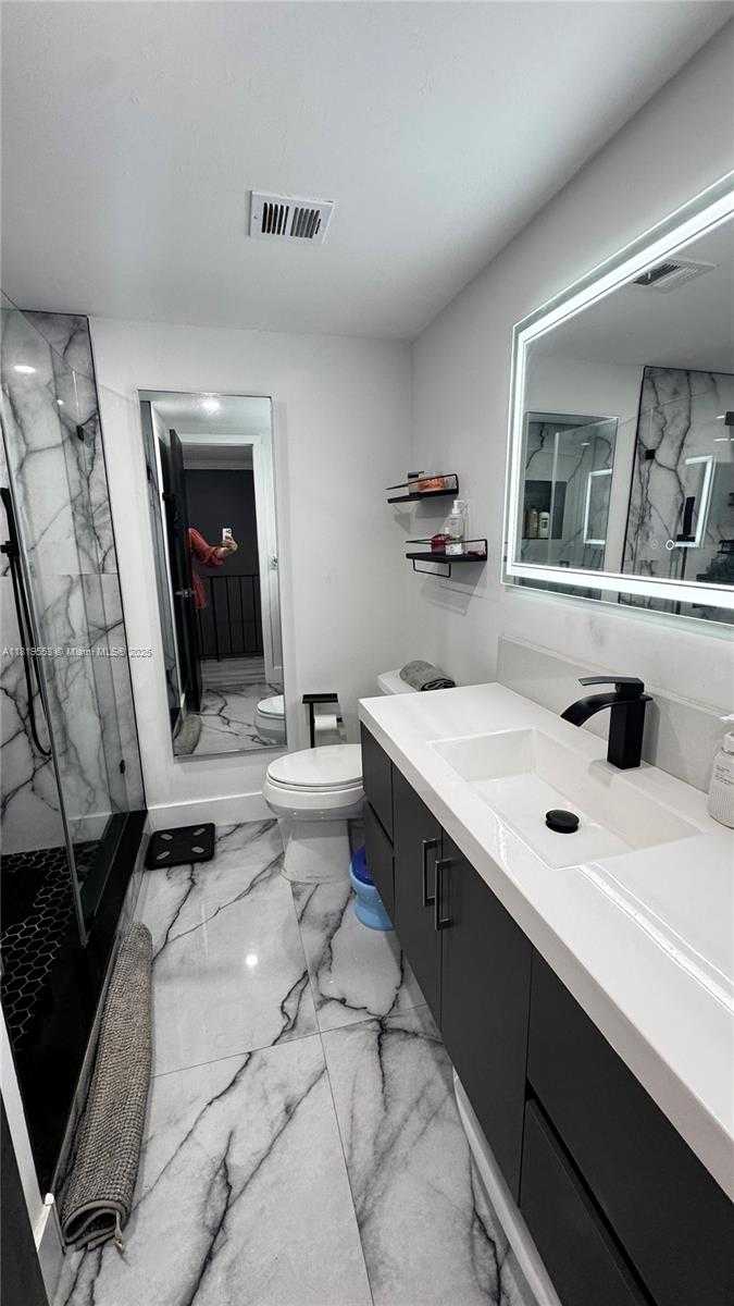 Small Image of 9956 SOUTH WEST 88TH ST #128-1, Miami Number 18