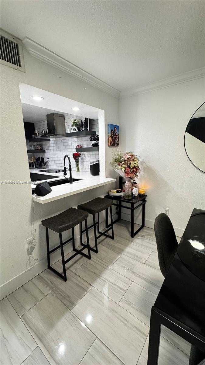 Small Image of 9956 SOUTH WEST 88TH ST #128-1, Miami Number 2