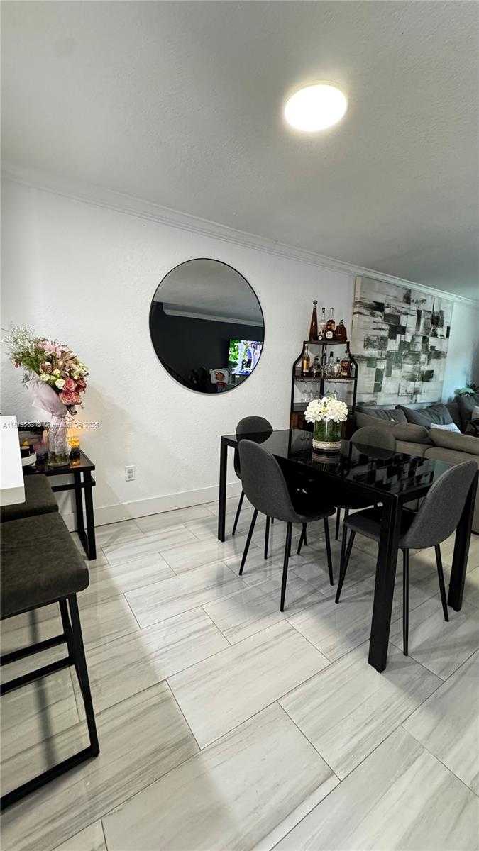 Small Image of 9956 SOUTH WEST 88TH ST #128-1, Miami Number 7