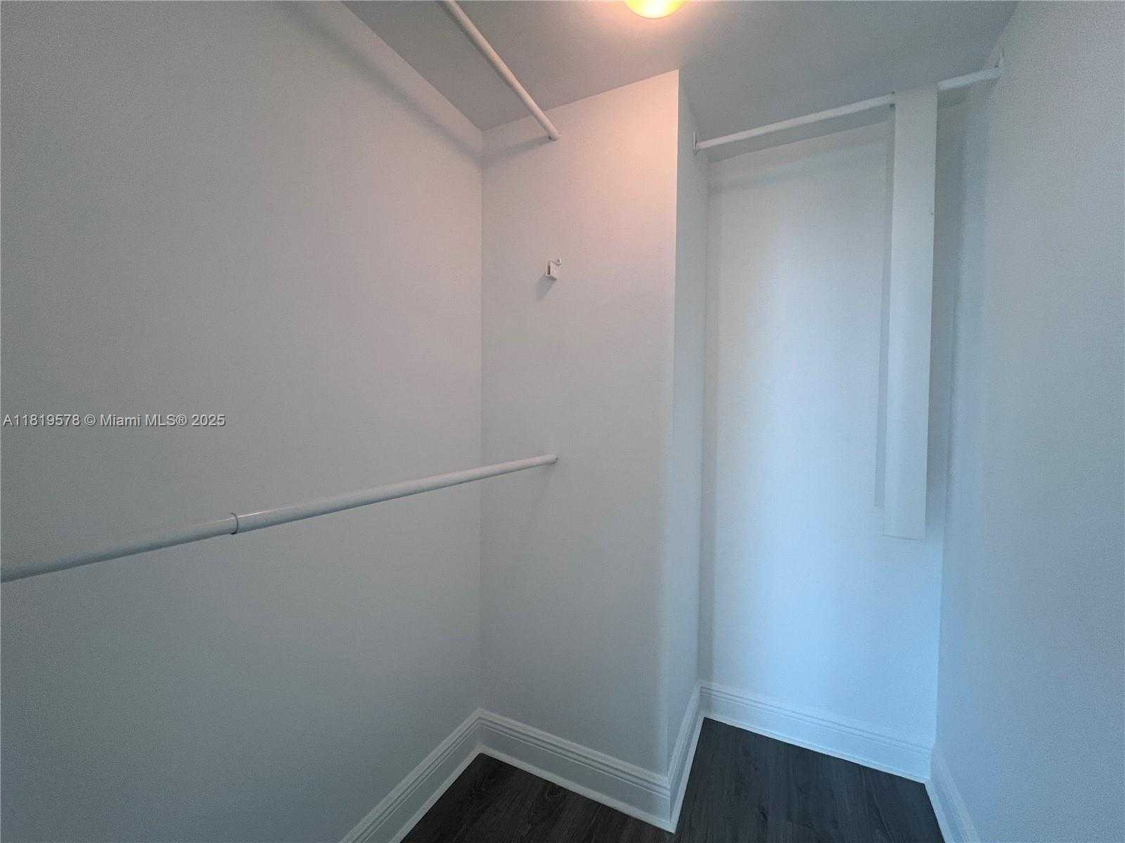 Small Image of 1250 SOUTH MIAMI AVE #2104, Miami Number 10