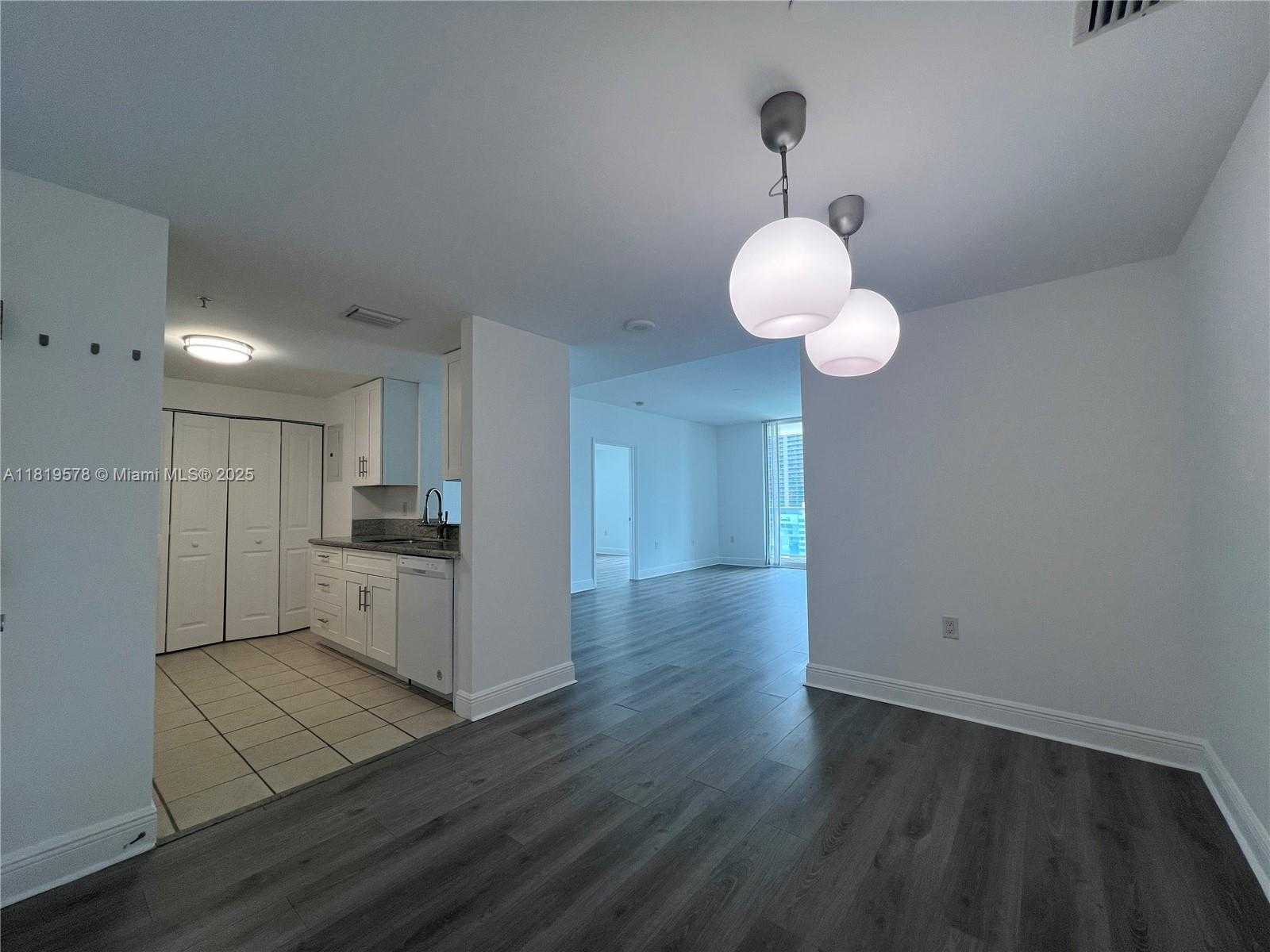 Small Image of 1250 SOUTH MIAMI AVE #2104, Miami Number 2