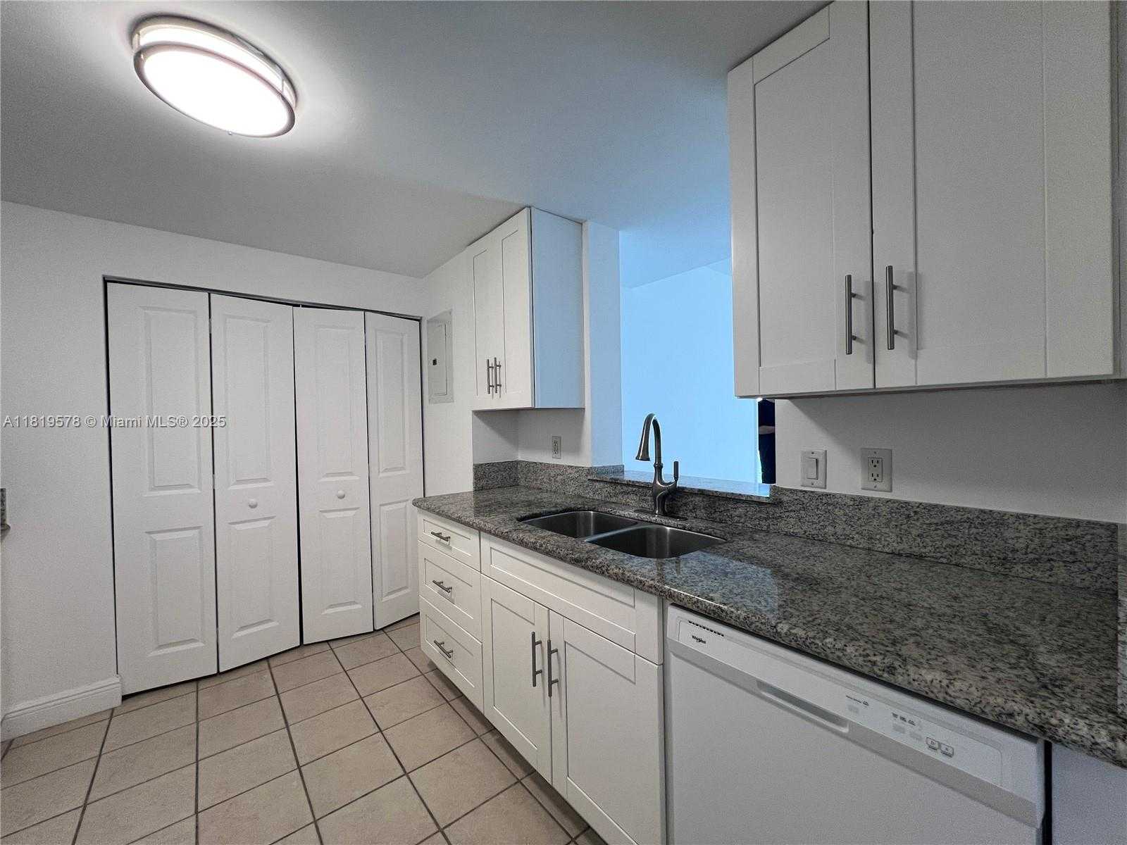 Small Image of 1250 SOUTH MIAMI AVE #2104, Miami Number 7