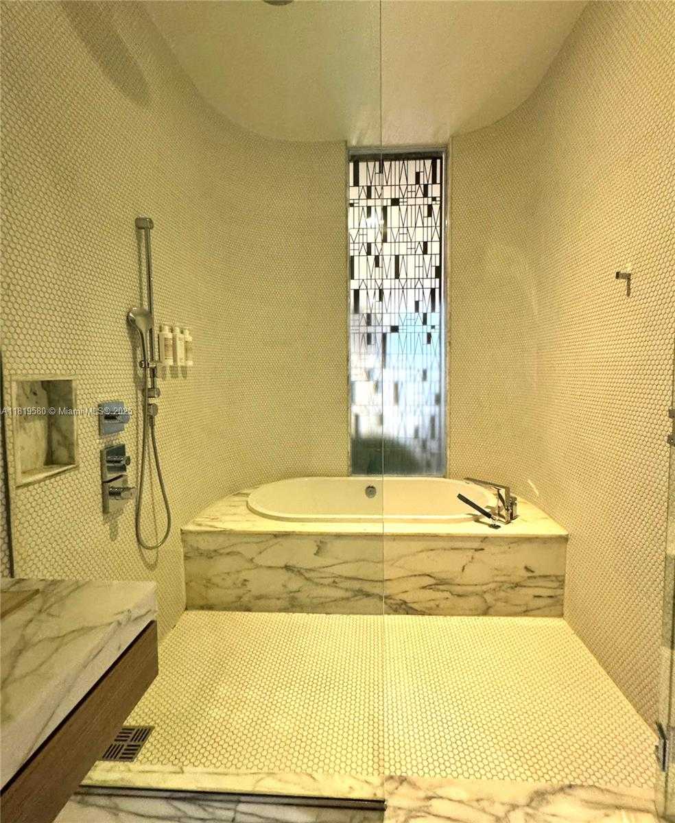 Small Image of 801 SOUTH MIAMI AVE #208, Miami Number 17