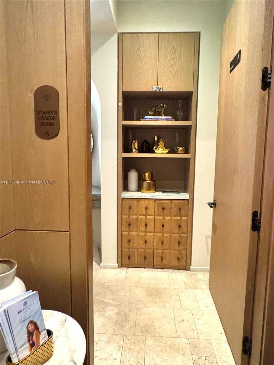 Small Image of 801 SOUTH MIAMI AVE #208, Miami Number 30