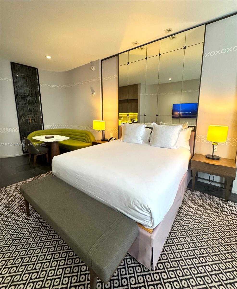 Small Image of 801 SOUTH MIAMI AVE #208, Miami Number 4