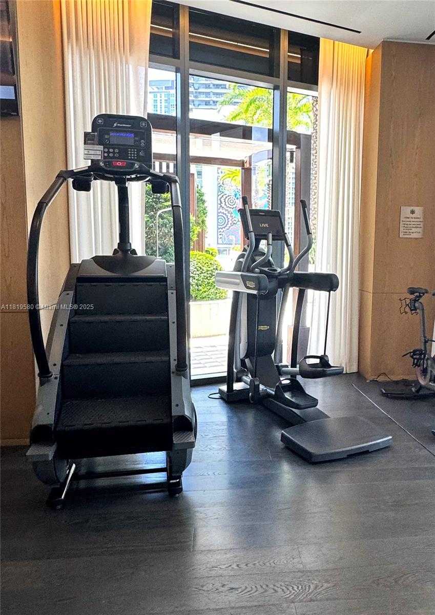Small Image of 801 SOUTH MIAMI AVE #208, Miami Number 42