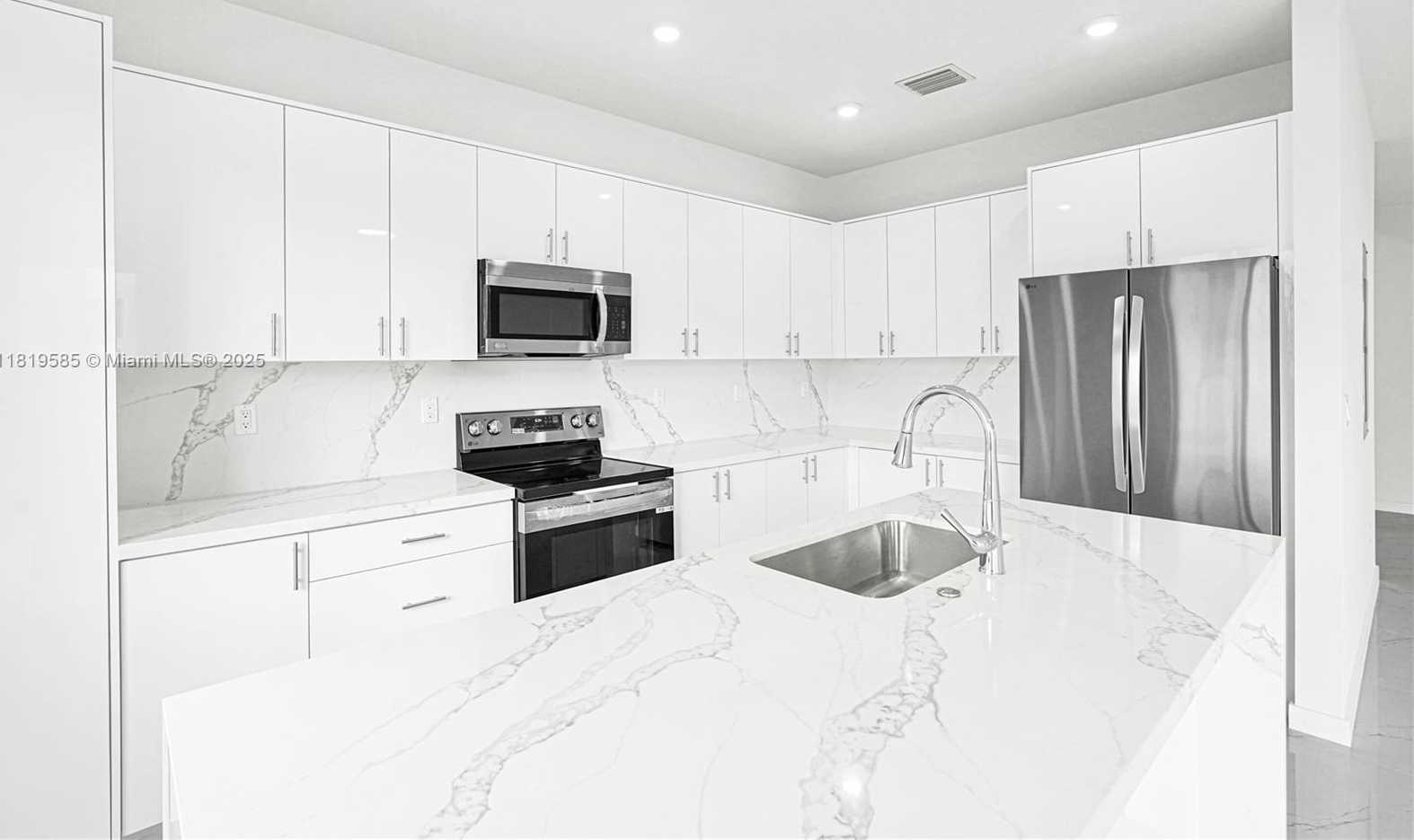 Small Image of 19446 SOUTH WEST 296 ST #A, Homestead Number 10