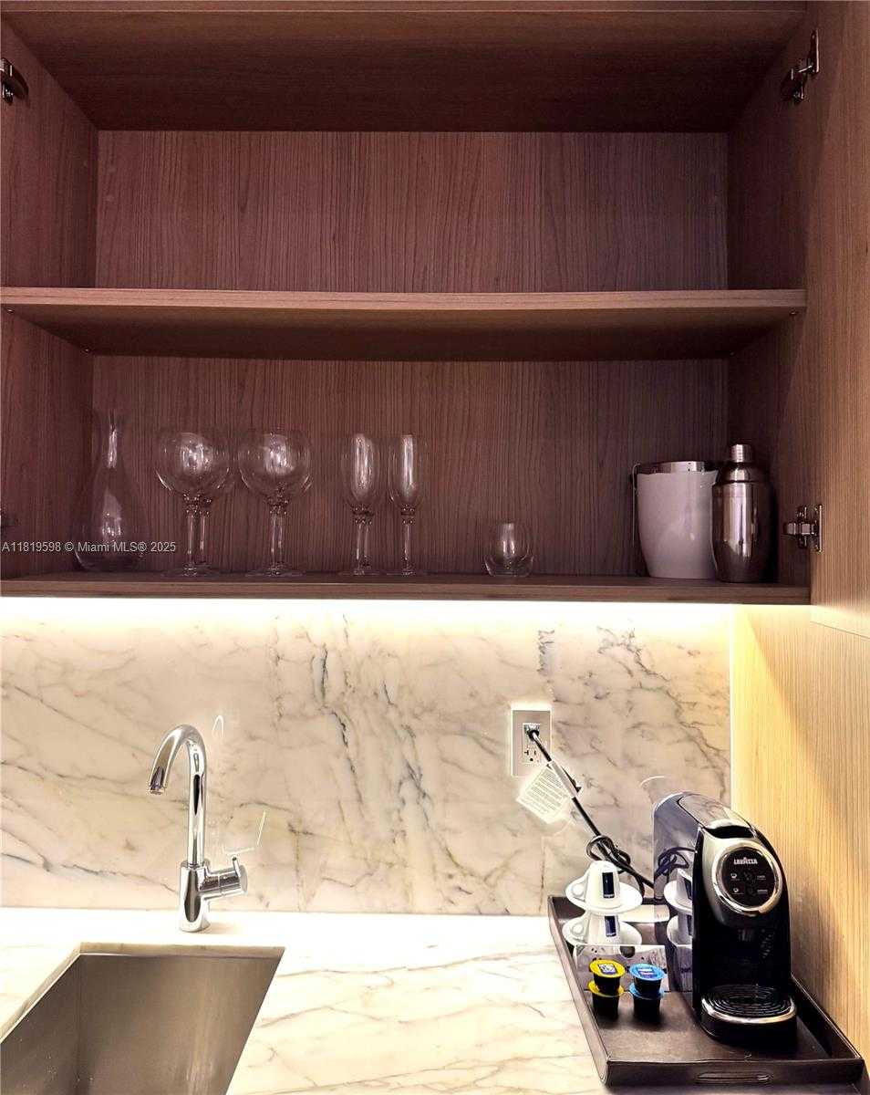 Small Image of 801 SOUTH MIAMI AVE #209, Miami Number 10
