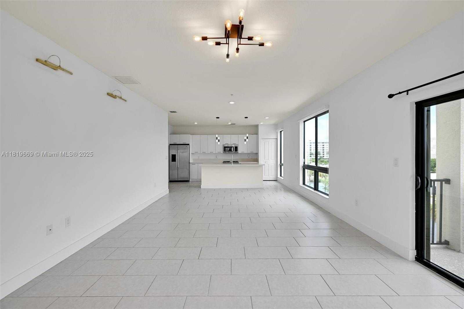 Small Image of 8167 NORTH WEST 41ST ST #E-406, Doral Number 19
