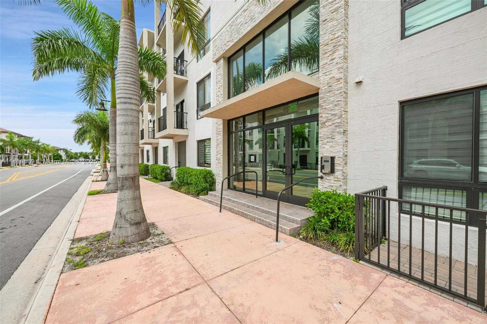 Small Image of 8167 NORTH WEST 41ST ST #E-406, Doral Number 26
