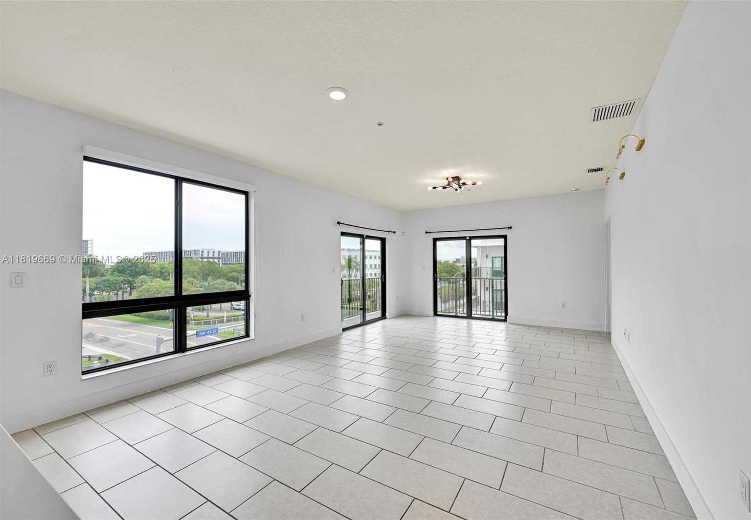 Small Image of 8167 NORTH WEST 41ST ST #E-406, Doral Number 6