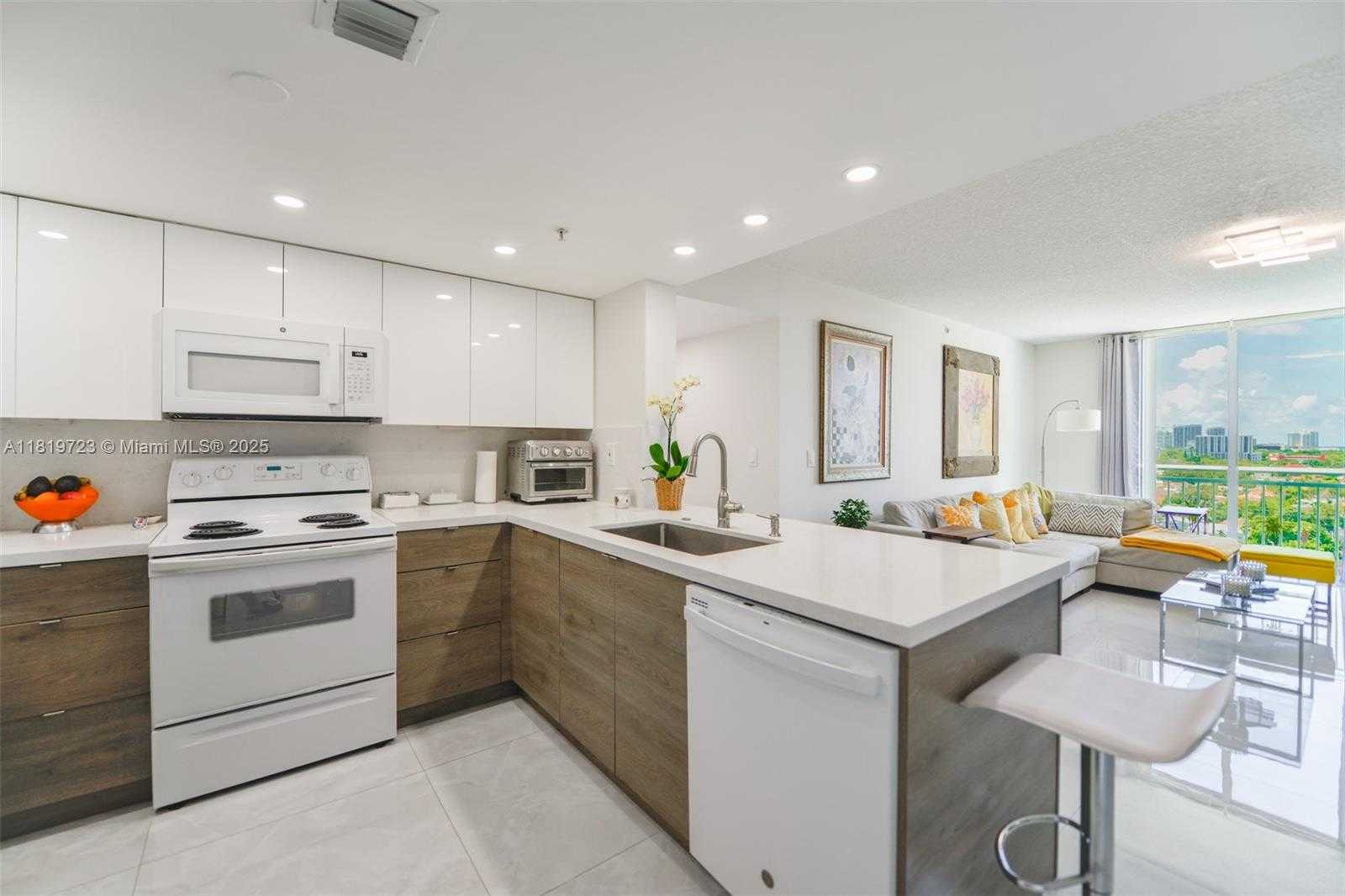 Small Image of 3000 CORAL WAY #1208, Miami Number 10