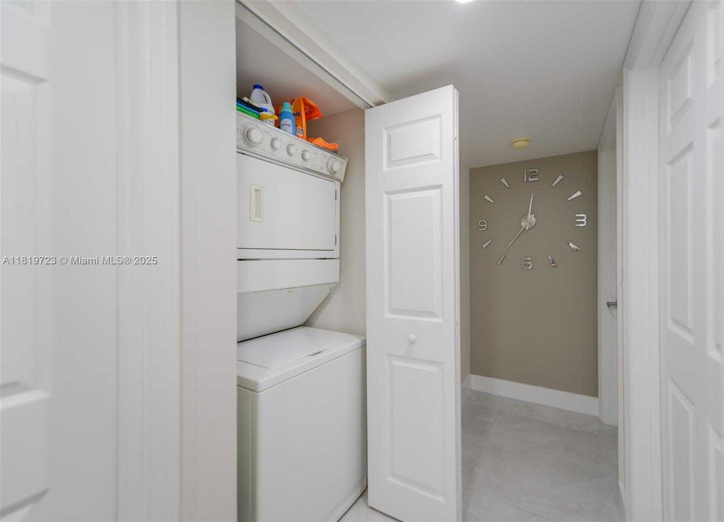 Small Image of 3000 CORAL WAY #1208, Miami Number 22