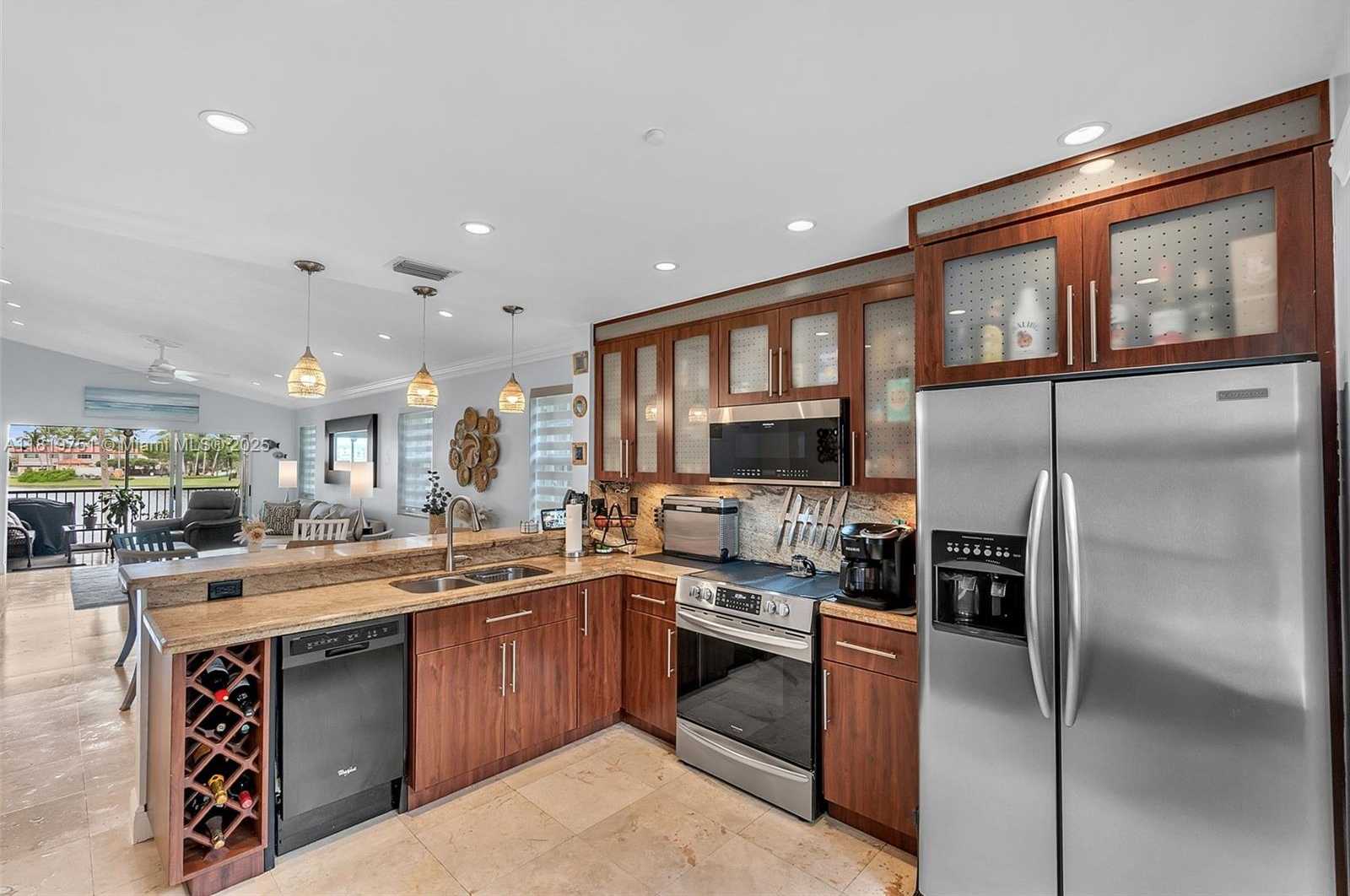 Small Image of 14621 BALGOWAN RD #206-3, Miami Lakes Number 18