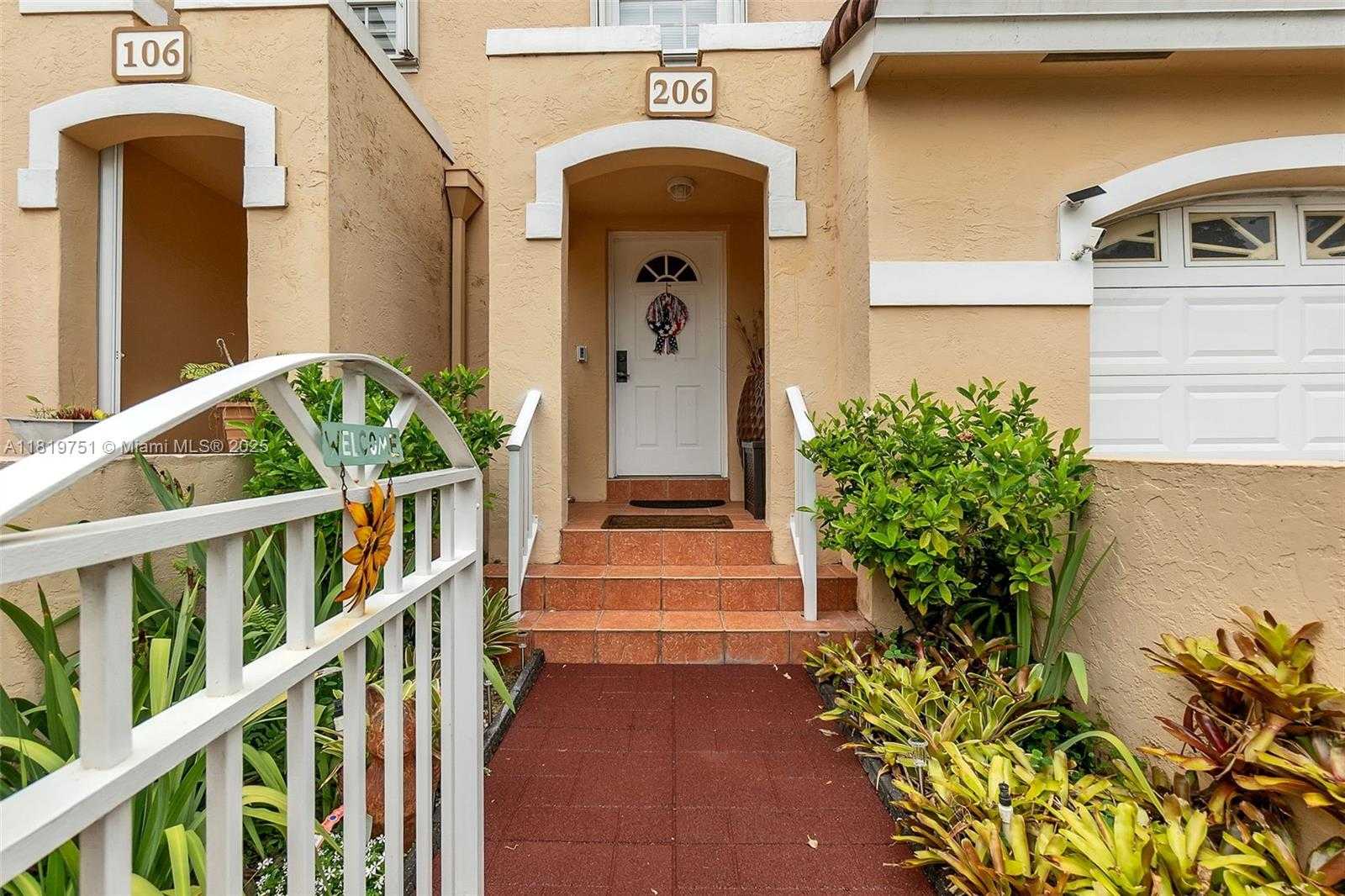 Small Image of 14621 BALGOWAN RD #206-3, Miami Lakes Number 2