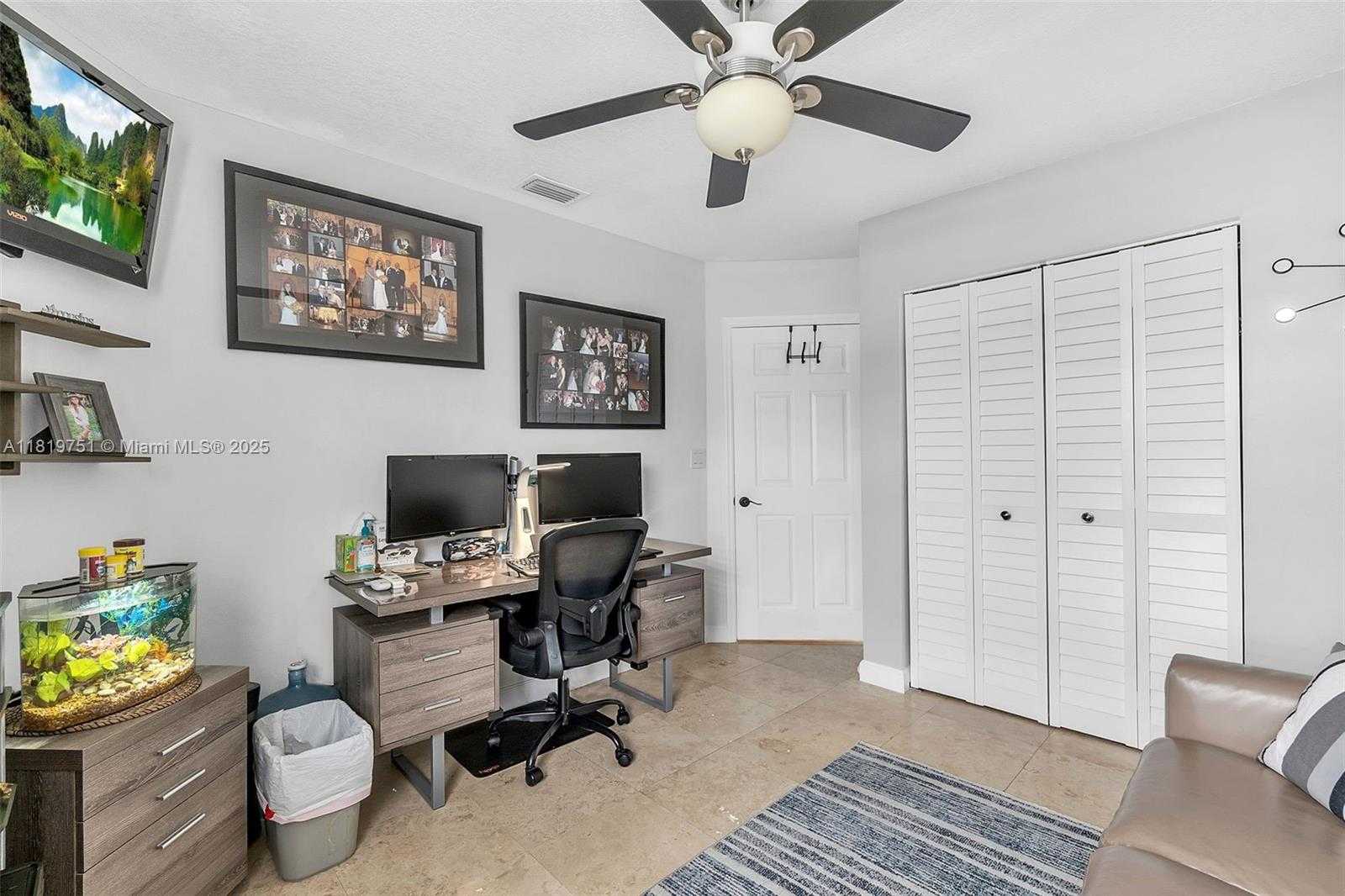 Small Image of 14621 BALGOWAN RD #206-3, Miami Lakes Number 22