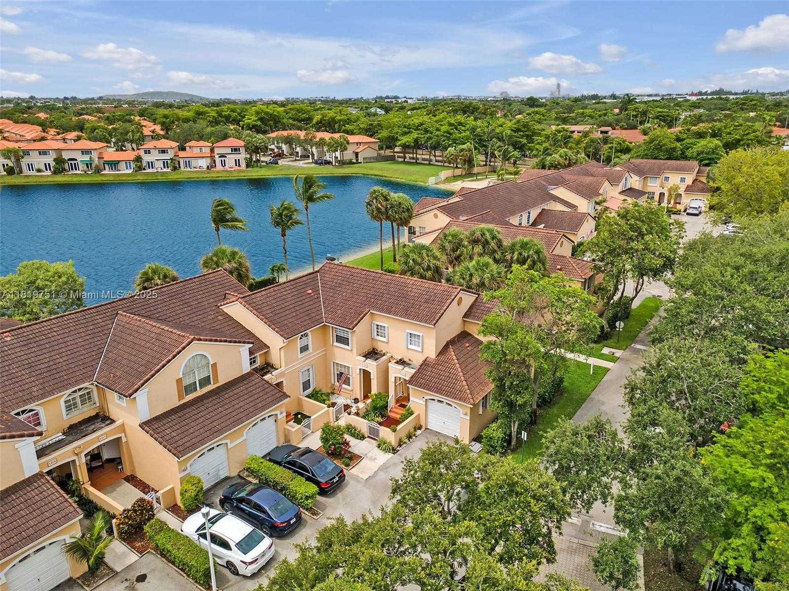 Small Image of 14621 BALGOWAN RD #206-3, Miami Lakes Number 37