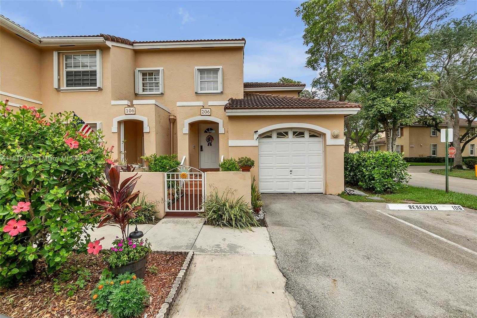 Small Image of 14621 BALGOWAN RD #206-3, Miami Lakes Number 43