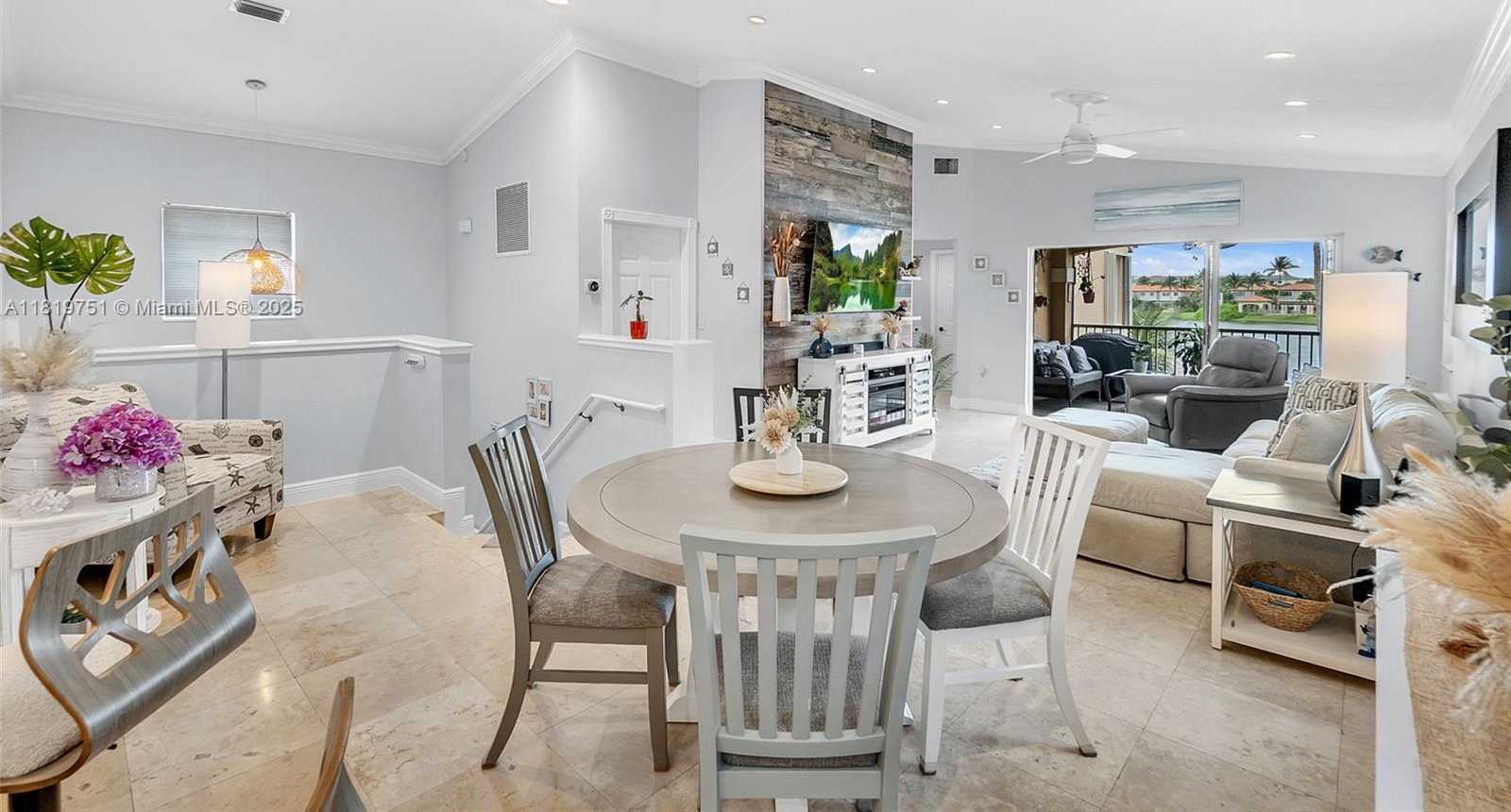 Small Image of 14621 BALGOWAN RD #206-3, Miami Lakes Number 5